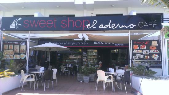 El Aderno Exclusive Café