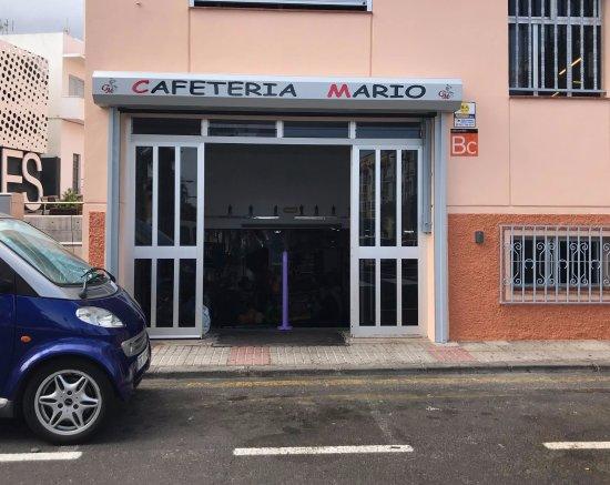 Cafeteria Mario