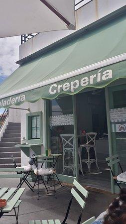 Poeme Heladeria Creperia