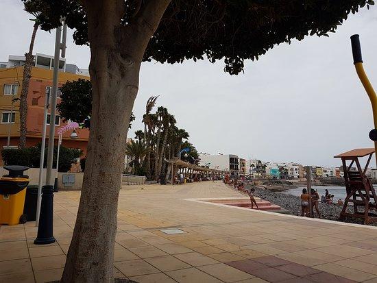 Arena y Mar