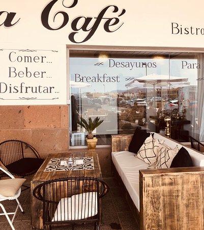 Cohiba Cafe
