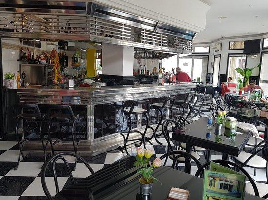 Bar Cafetería Punto de Encuentro