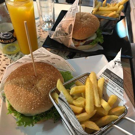 Canary Burguer