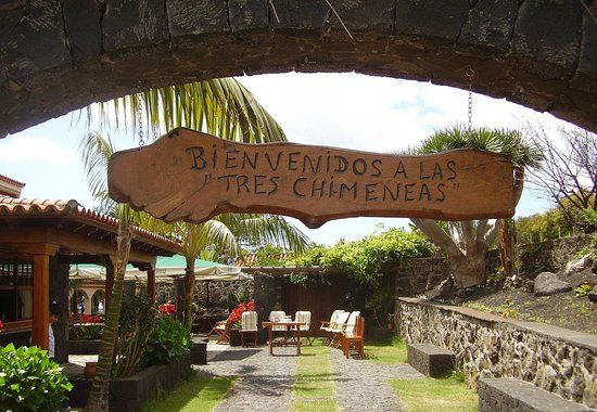 Las Tres Chimeneas